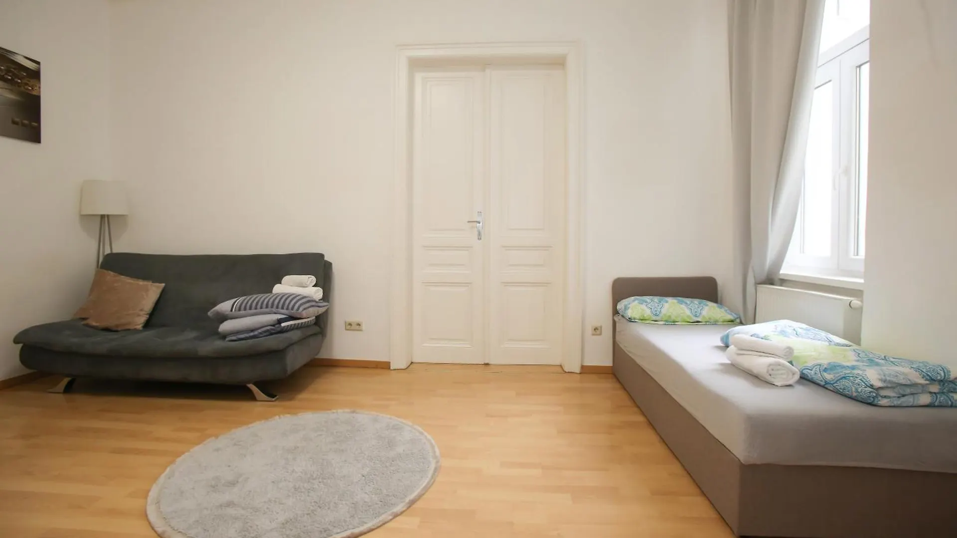 City Elegance Central Gem With Free Parking And Fast Internet 250 Mbits Vienna Appartamento