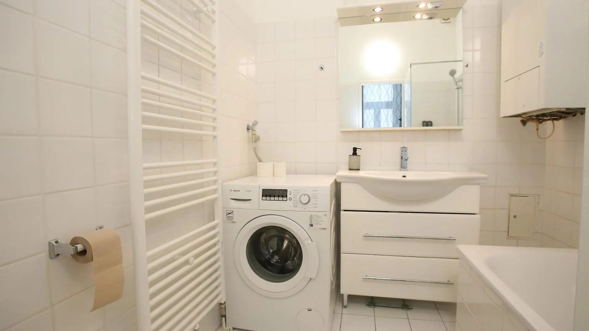 City Elegance Central Gem With Free Parking And Fast Internet 250 Mbits Vienna Appartamento