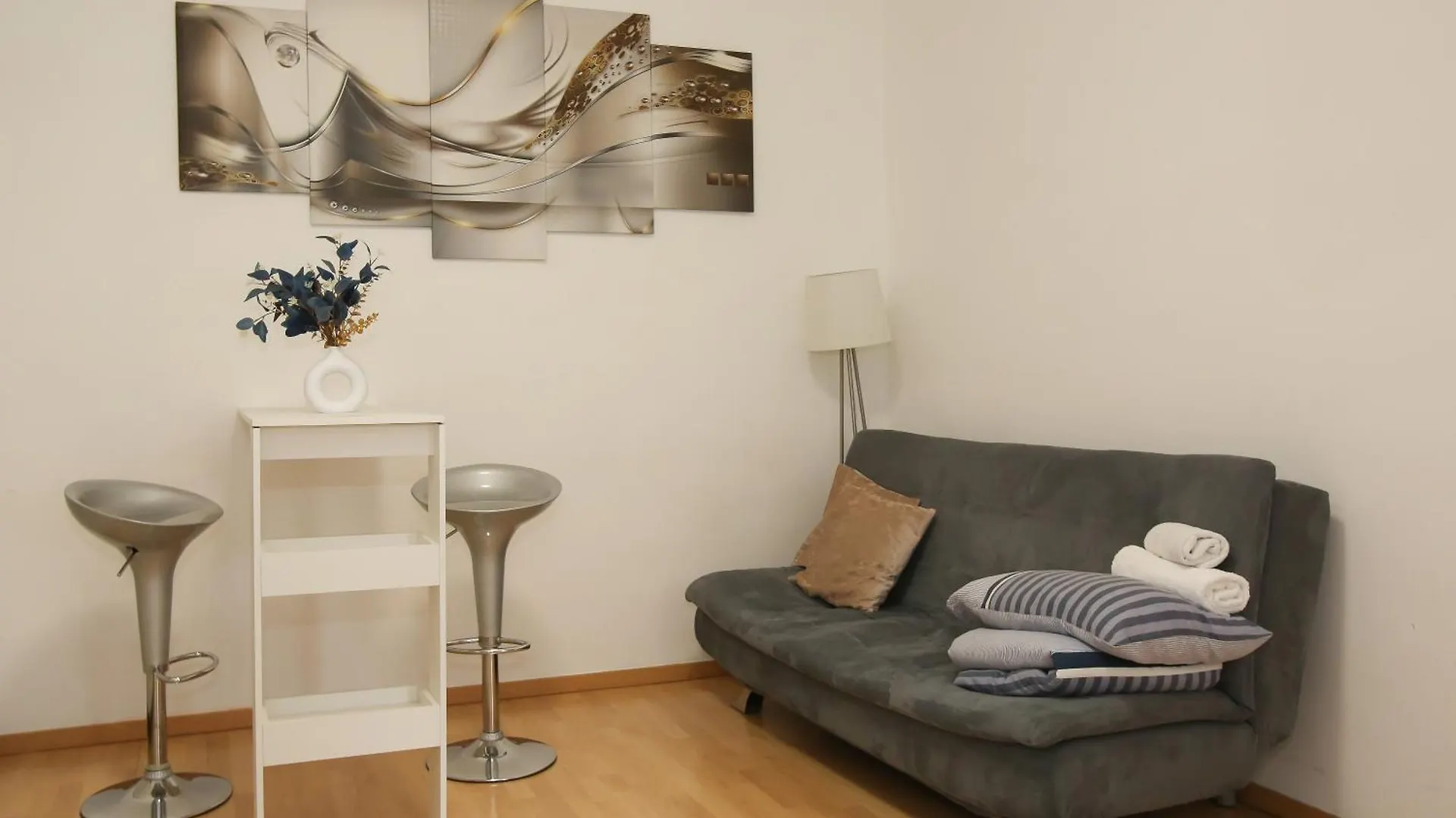 City Elegance Central Gem With Free Parking And Fast Internet 250 Mbits Vienna