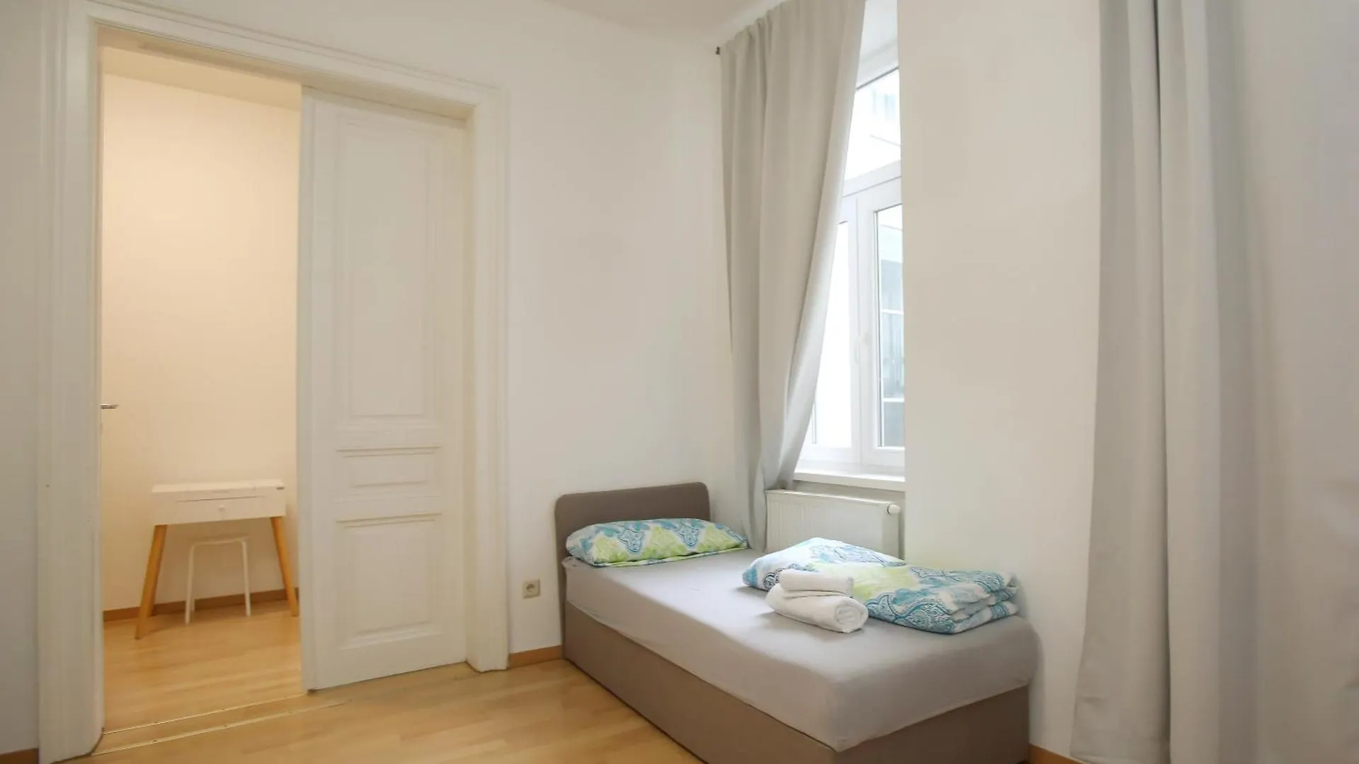 City Elegance Central Gem With Free Parking And Fast Internet 250 Mbits Vienna Austria