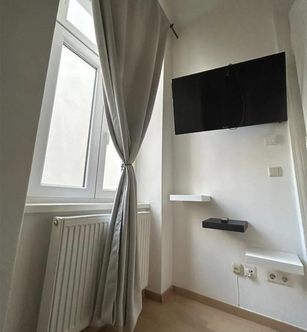City Elegance Central Gem With Free Parking And Fast Internet 250 Mbits Vienna Austria