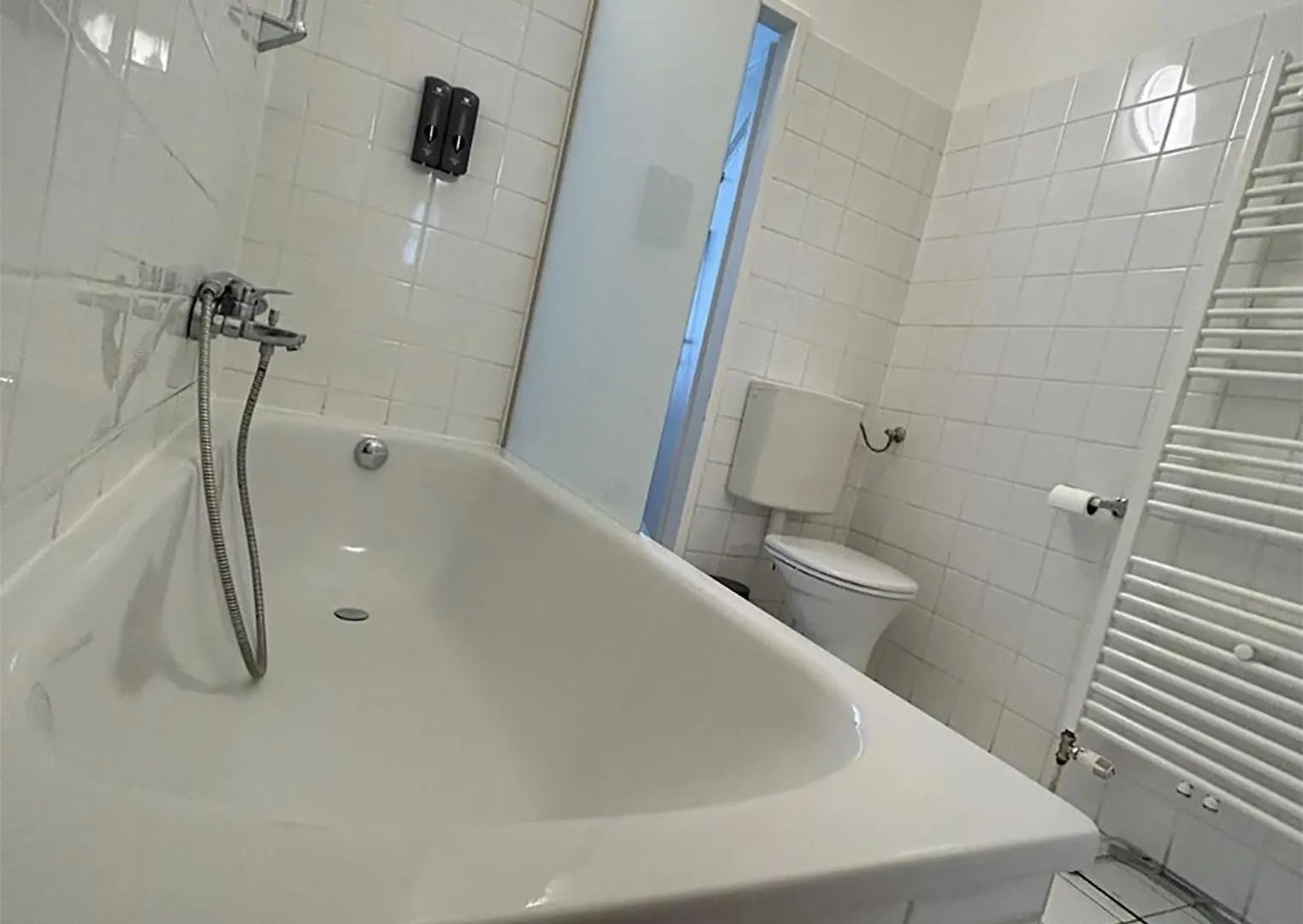 City Elegance Central Gem With Free Parking And Fast Internet 250 Mbits Vienna Appartamento